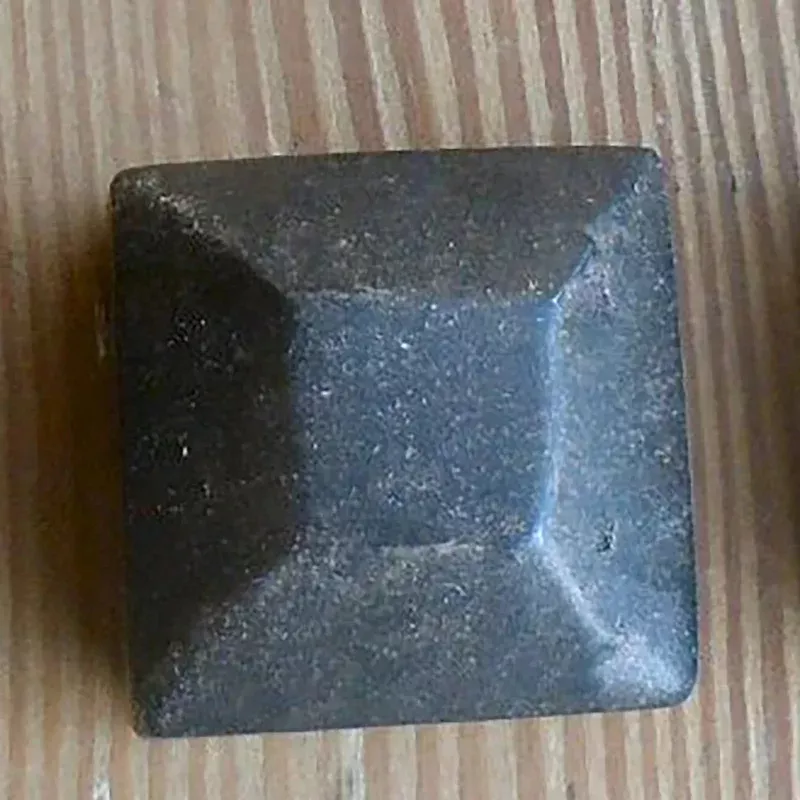 1 1/4″ Square Cap Nut – Pyramid