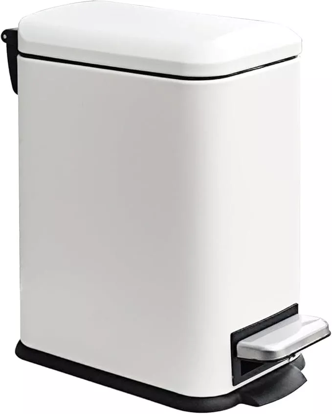 JM.YIPENG Bathroom Rubbish Bin, 5 Litre Cosmetic Bin, Small Waste Bin with Soft Close Lid, Bathroom Bin for Toilet, Bathroom, Bedroom, Living Room, Pink