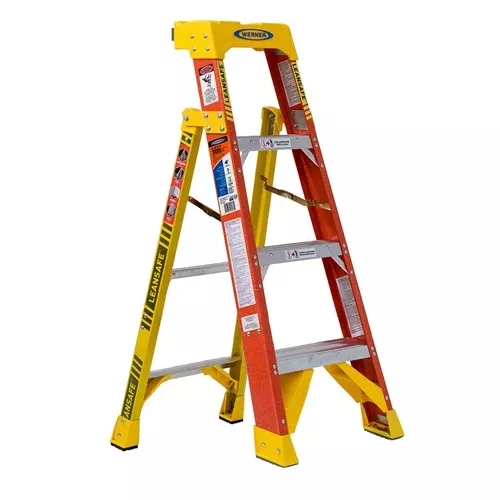 Werner 4' LeanSafe Type IA Fiberglass Leaning Ladder L6204